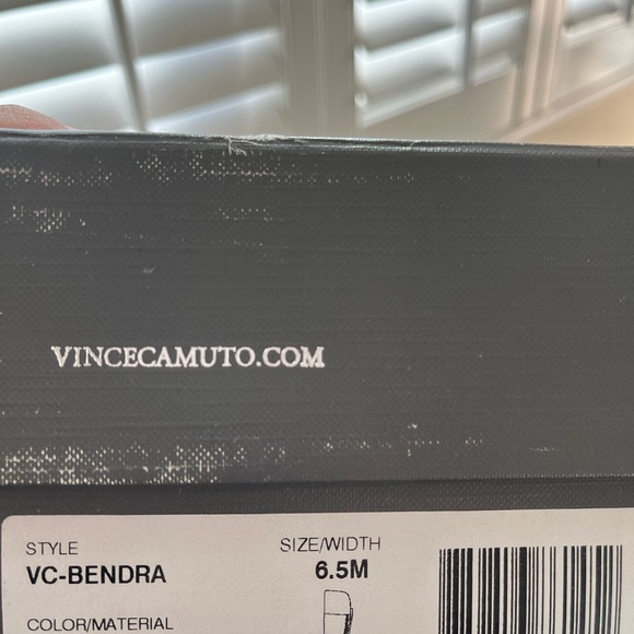 Vince Camuto tall black boots - Picture 3 of 9